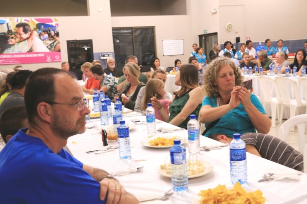 Cena en honor de médicos de USA solidarios con los damnificados del terremoto en Manta. Manabí, Ecuador.