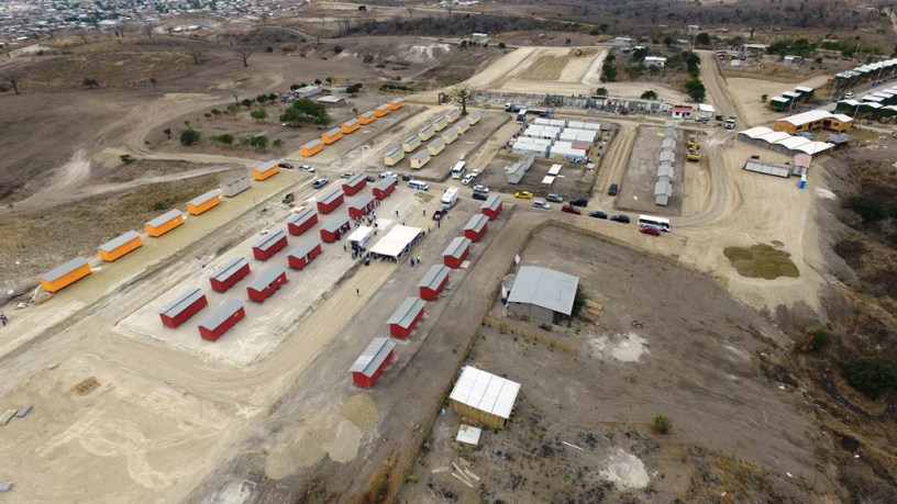 Urbanización municipal Ceibo Renacer, Manta. Vista aérea. Manabí, Ecuador.
