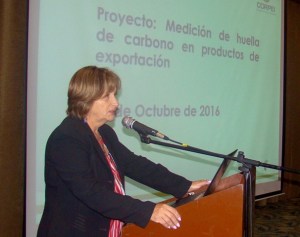 Lourdes Luque, directora del proyecto CORPEI sobre la medición de la Huella de Carbono en productos ecuatorianos. Guayaquil, Ecuador.