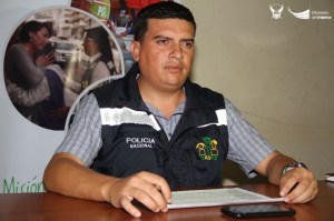 Capitán de policía Cristian Flores, jefe de la DINAPEN de Manabí, Ecuador.