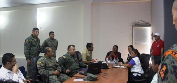 Coordinan inauguración de espacio acuático deportivo y primera competencia de nado, en Jaramijó. Manabí, Ecuador.