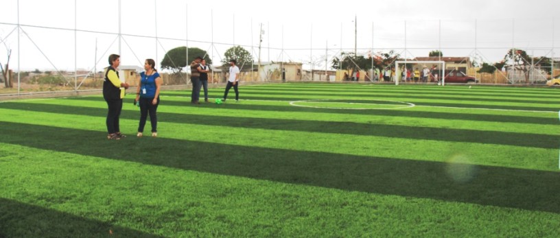 Cancha del Barrio Los Geranios de Manta. Manabí, Ecuador.