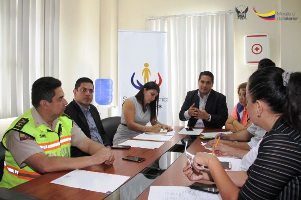 Reunión de autoridades en Portoviejo para coordinar operativos policiales destinados a controlar el narcotráfico.