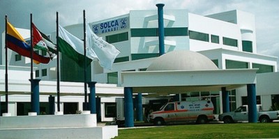 Edificio sede de SOLCA Manabí en Portoviejo, Ecuador.