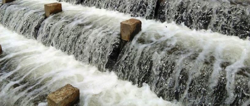 Agua en potabilización en la planta El Ceibal de la EPAM. Manabí, Ecuador.
