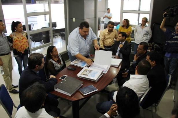 Revisión de la propuesta de alianza estratégica presentada por Veolia Ecuador, S. A. a la EPAM. Manabí, Ecuador.