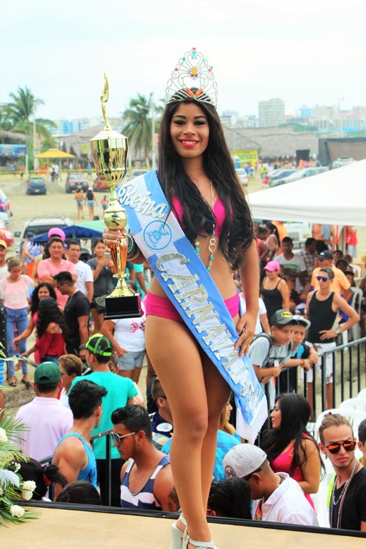 Cristina Vélez, reina del Carnaval Espectacular 2017 de Manta. Manabí, Ecuador.