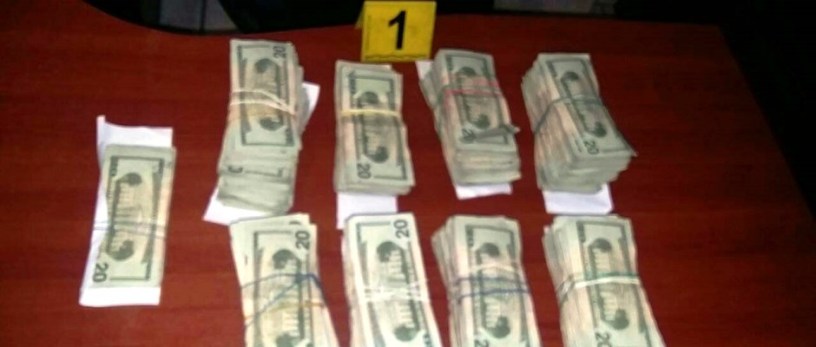 Dólares incautados por la Policía en Portoviejo. Manabí, Ecuador.