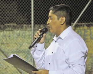 Rodrigo Toapaxi, presidente de la organización social que representa al Barrio Jipijapa (Manta-Montecristi). Manabí, Ecuador.