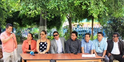 Autoridades y funcionarios municipales de Manta anuncian un concurso para diseñar los símbolos cívicos de la Parroquia Eloy Alfaro. Manabí, Ecuador.