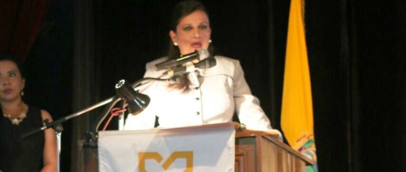 Katiuska Miranda Giler, ministra del MIDUVI, durante su rendición de cuentas en Manta. Manabí, Ecuador.