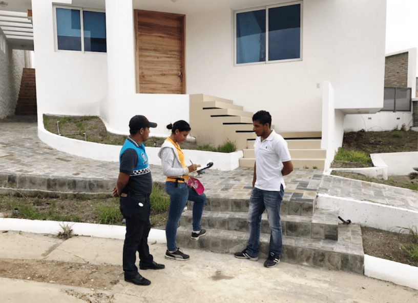 Levantando el catastro urbano de Manta. Manabí, Ecuador.