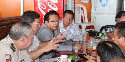 Desayuno de trabajo en Manta con el ministro del Interior, César Navas. Manabí, Ecuador.