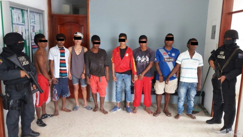 Banda de ladrones de la zona norte de Manabí, aprendida por la Policía Nacional. Manabí, Ecuador.
