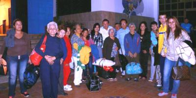 Pacientes asistidos por el Patronato municipal de Manta van a Cuenca para un tratamiento oftalmológico. Manabí, Ecuador.