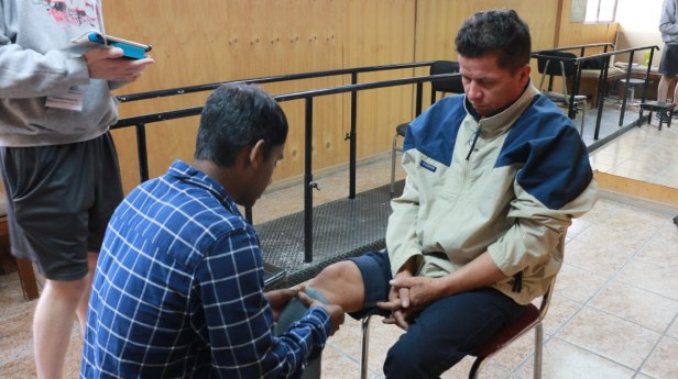 Prueba de órtesis, F. Hno. Miguel, Quito