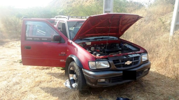 Camioneta recuperada por la Policía en el sector El Aromo del Cantón Manta.
