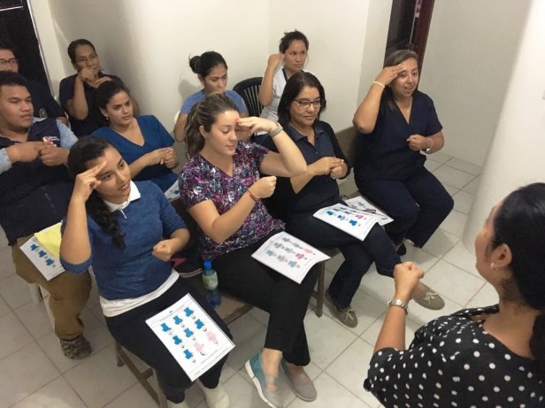 Comunicación por señas, Distrito Salud Manta