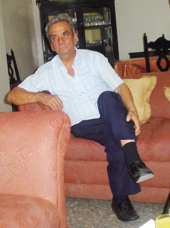John Cuadros Pazmiño en su casa de Flavio Alfaro.
