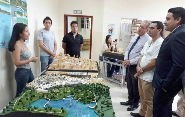 Propuestas arquitectónicas de ULEAM Chone, 2