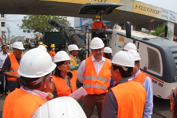 Regeneración vial, ceremonia inicial