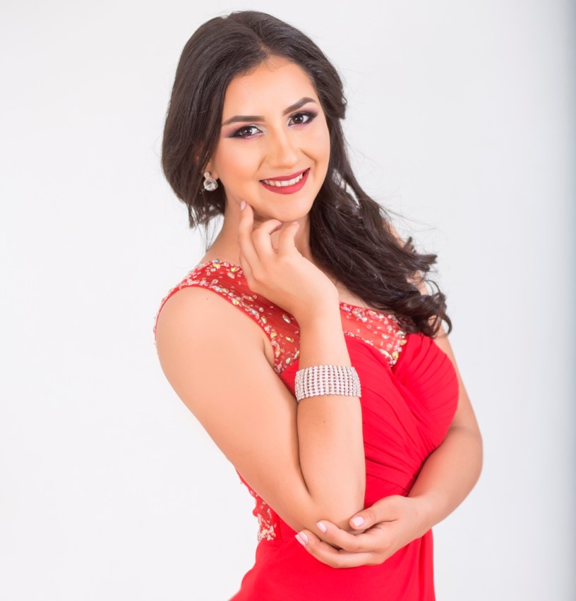 Karla Milena Dueñas Avellán, reina del Cantón Bolívar, Manabí.