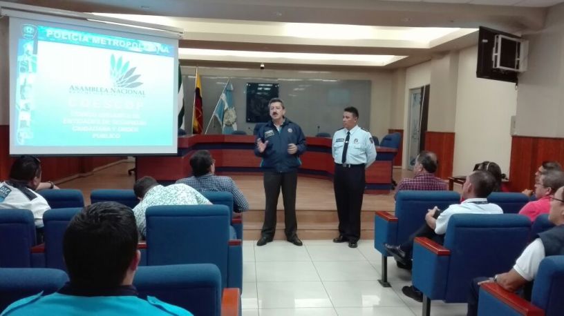 Exponen alcances del nuevo Código Orgánico de Entidades de Seguridad Ciudadana y Orden Público, Manta.