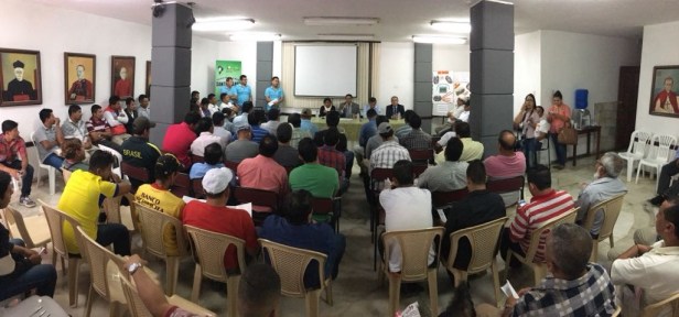 Foro pro buen trato a las mujeres, en la Arquidiócesis de Portoviejo. Manabí, Ecuador.