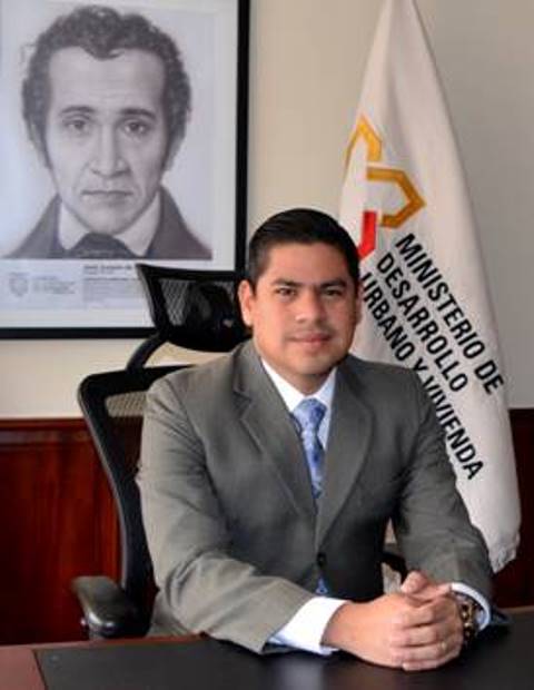 El presidente Lenín Moreno encargó a Adrián Sandoya el Ministerio de Desarrollo Urbano y Vivienda (MIDUVI). Quito, Ecuador.