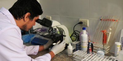 Laboratorio clínico del Patronato municipal de Manta. Manabí, Ecuador.