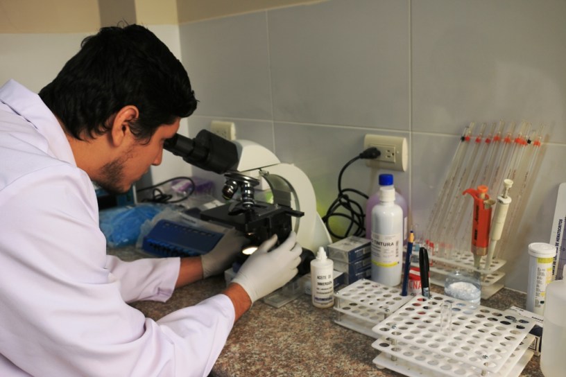 Laboratorio clínico del Patronato municipal de Manta. Manabí, Ecuador.
