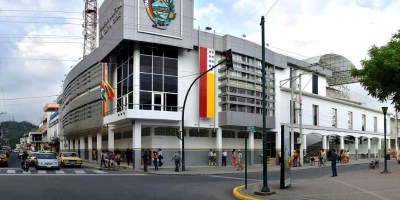 Vista reciente del Palacio Municipal de Chone. Manabí, Ecuador.