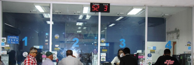 Ventanillas de recaudación de la Empresa Pública Aguas de Manta (Epam). Manabí, Ecuador.