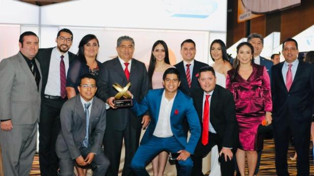 Directivos de la empresa manteña Fishcorp celebran el Premio Export 2018. Manabí, Ecuador.