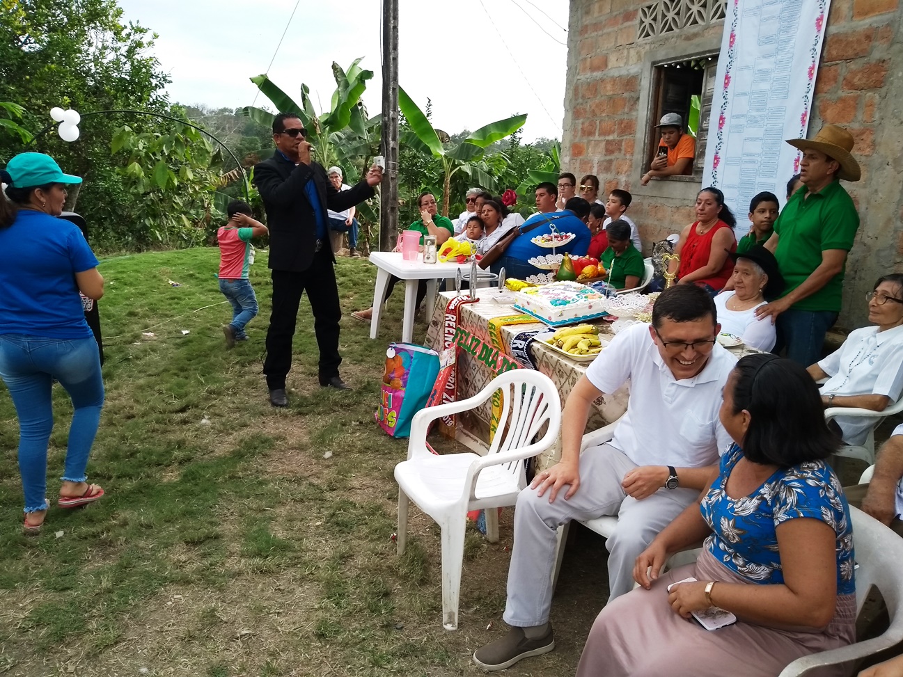 Anthony, el ranchero romántico y cumbianbero.