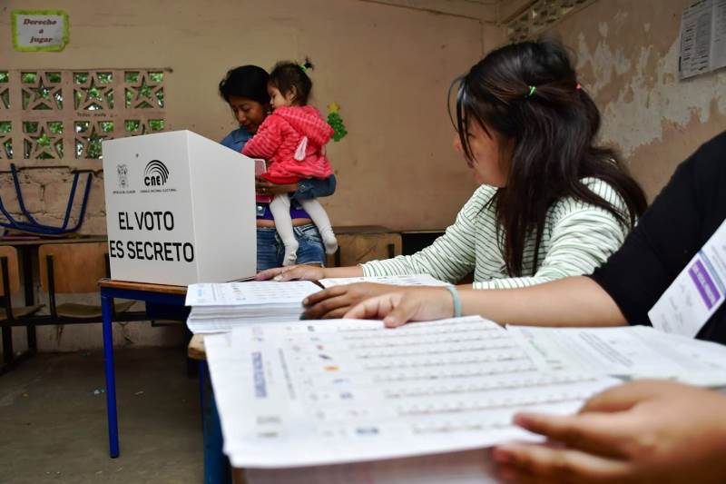 Recinto electoral en Manabí, Ecuador. / FOTO: CNE / Portoviejo