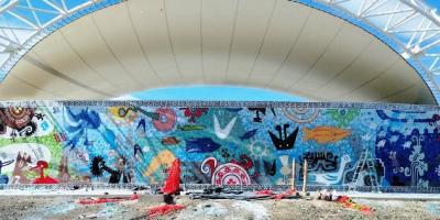 Mural Riqueza Marina, en escenario de Mega Parque Centenario de Manta, Ecuador. / FOTO: J.S.R. / Manta