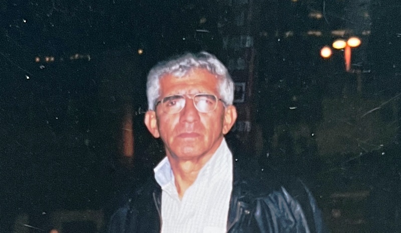 Poeta manteño Stalin Valdivieso Morán. / FOTO: D.R.B. / NY