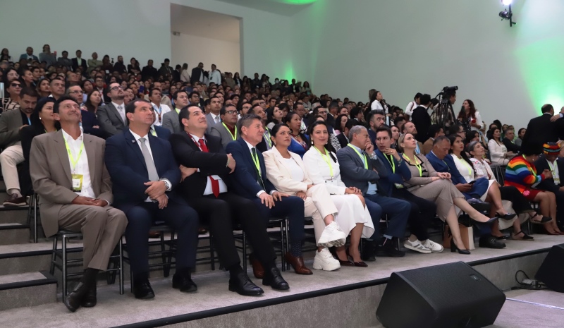 Parte de la gran concurrencia a la cumbre climática de GAD ecuatorianos. / FOTO: July Ruiz / Quito