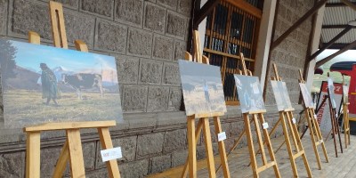 Muestra fotográfica sobre la mujer rural indígena. Festival CulturSierra de Alausí. / FOTO: AFE / Quito, Ecuador