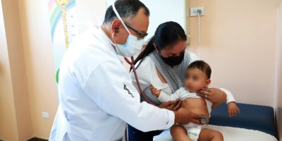 Asistencia médica infantil. / FOTO: IESS Manabí