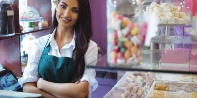 Microempresaria en su negocio. / FUENTE: Siigo Ecuador