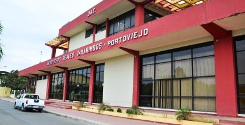 Edificio del clausurado y reconvertido aeropuerto de Portoviejo, provincia de Manabí, Ecuador. / FOTO bajada de Google