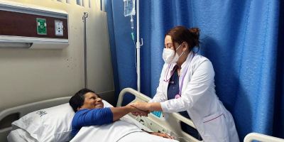 Atención médica en Centro Materno Infantil de Bahía de Caráquez, Ecuador. / FOTO proporcionada por el IESS, Portoviejo