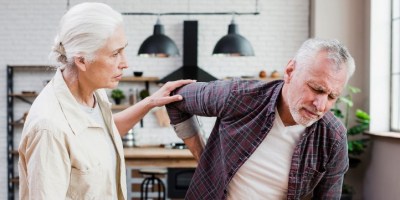 El dolor músculo-esquelético crónico incide más en personas adultas de avanzada edad. / FOTO REFERENCIAL suministrada por ArteMed, Quito