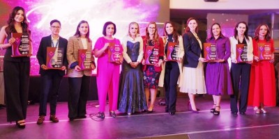 Lideresas empresariales de Quito premiadas por Cámara de Comercio en su Noche Violeta 2026. / FUENTE: CCQ