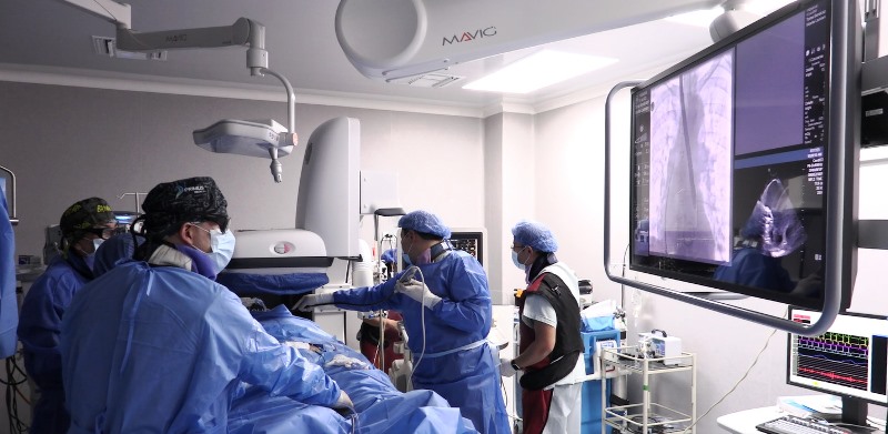 Sala de implantes corporales en un hospital del IESS. / FUENTE: IESS Quito