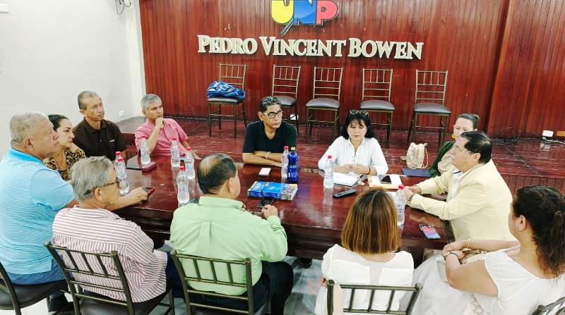 Sesión de Directorio de la Unión Nacional de Periodistas (UNP) de Manta, Ecuador. / FUENTE: UNP Manta
