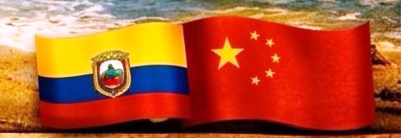 Banderas de Ecuador y China. / MCM, Manta