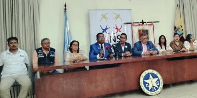 Reunión en Guayaquil, Ecuador, de pacientes y médicos reclamando mejorar los servicios de salud pública. / FUENTE: Alianza Nacional por la Salud (ANS)